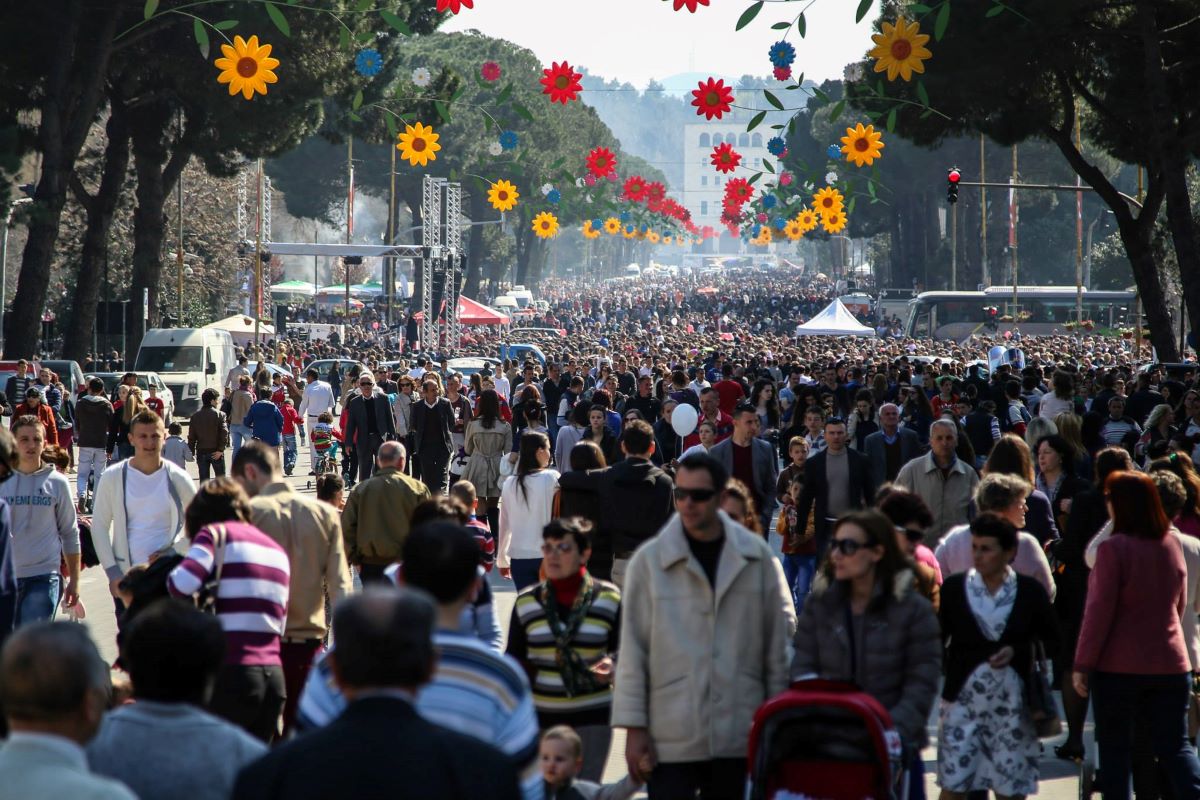 Dendësia e popullsisë në Tiranë rreth 4 herë më e lartë se mesatarja e vendit